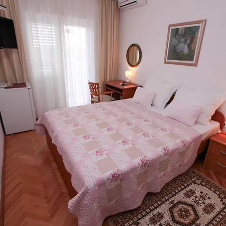 For Two A2 Guest house *